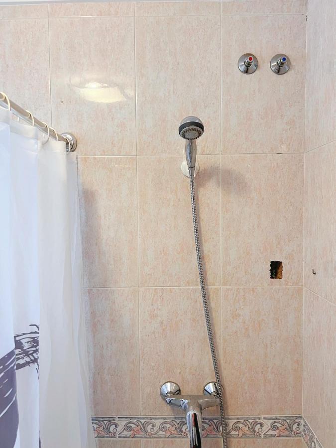 3 Habitacion Centro Уэльва Экстерьер фото