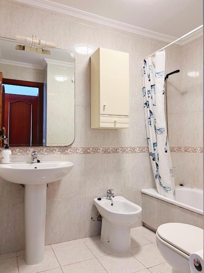 3 Habitacion Centro Уэльва Экстерьер фото